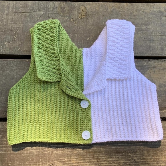 Sweater Vest button down - Picture 2 of 3